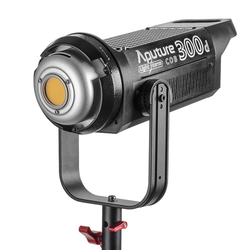 Aputure light storm cob 300d new arrivals